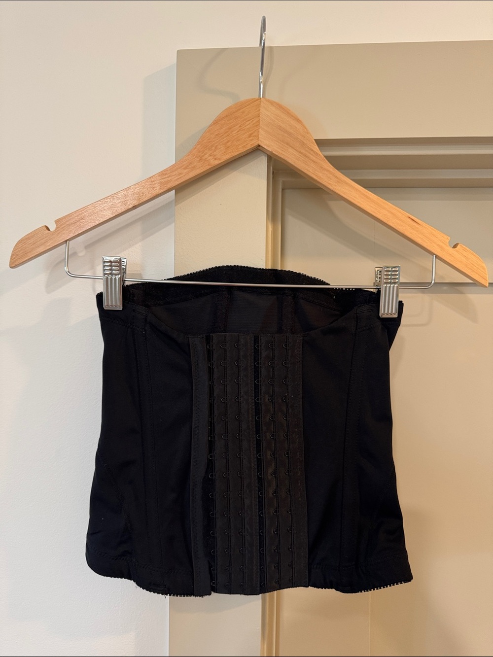 Belly Bandit Black Postpartum Waist Cincher/waist trainer